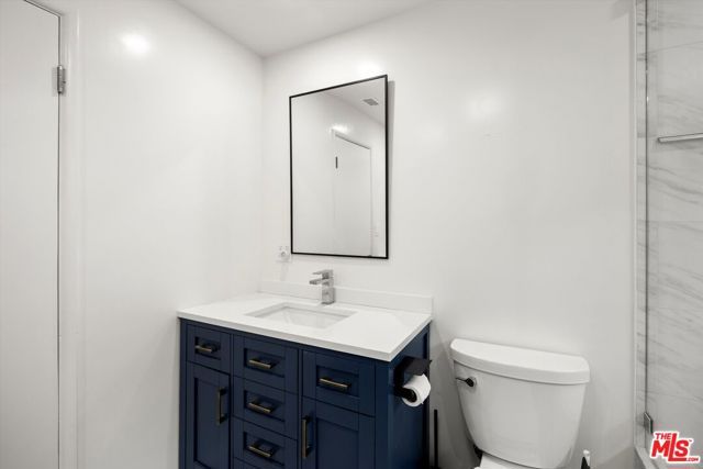 211 Cypress Street, Newport Beach, CA 92661