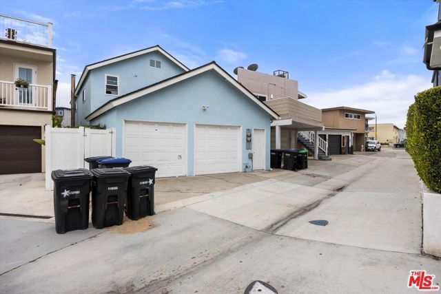 211 Cypress Street, Newport Beach, CA 92661