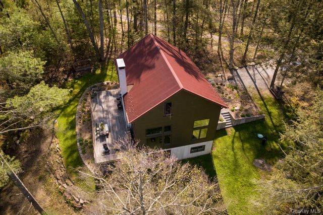 55 Woods Road, Barryville, NY 12719
