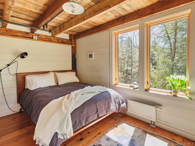 55 Woods Road, Barryville, NY 12719