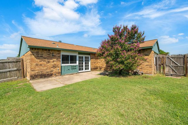 5013 Embers Trail, Grand Prairie, TX 75052