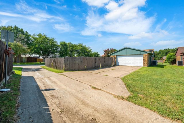 5013 Embers Trail, Grand Prairie, TX 75052