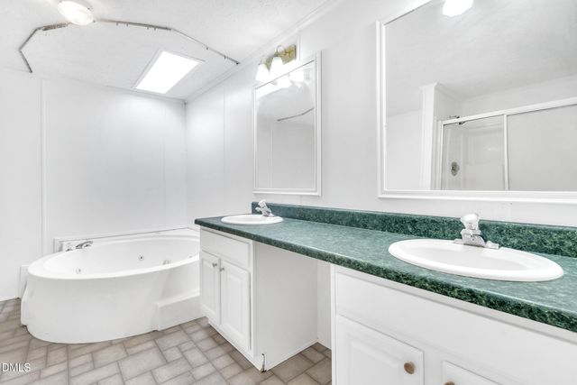 6601 Clearwater Drive, Oxford, NC 27565