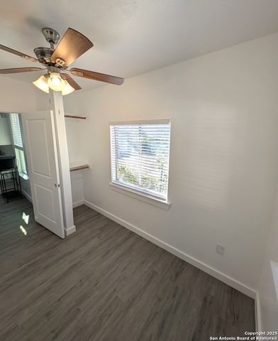 707 W CRAIG PL, San Antonio, TX 78212