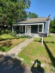 707 W CRAIG PL, San Antonio, TX 78212