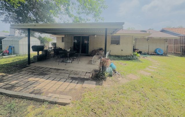1925 Normandy Drive, Irving, TX 75060