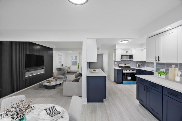 3447 N Osage Avenue, Chicago, IL 60634