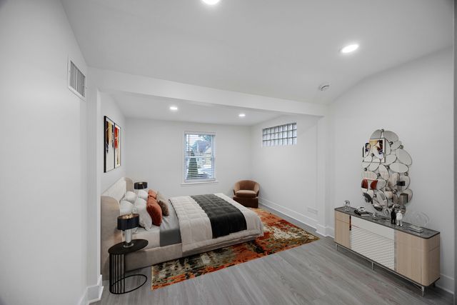 3447 N Osage Avenue, Chicago, IL 60634