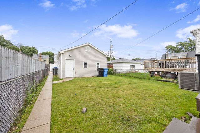 3447 N Osage Avenue, Chicago, IL 60634