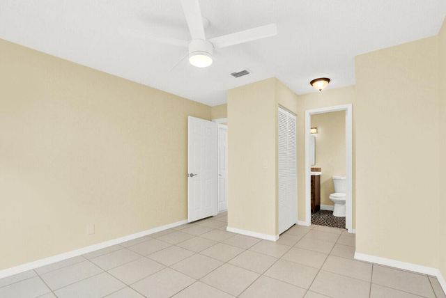 21 Selby Lane, Palm Beach Gardens, FL 33418