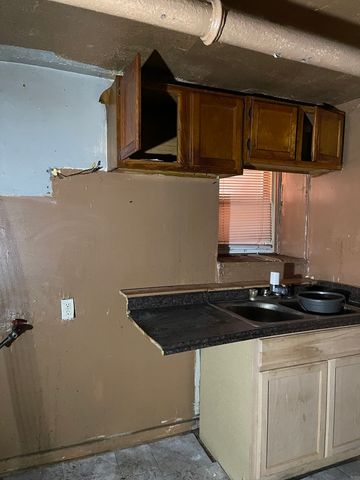 3339 W Flournoy Street, Chicago, IL 60624