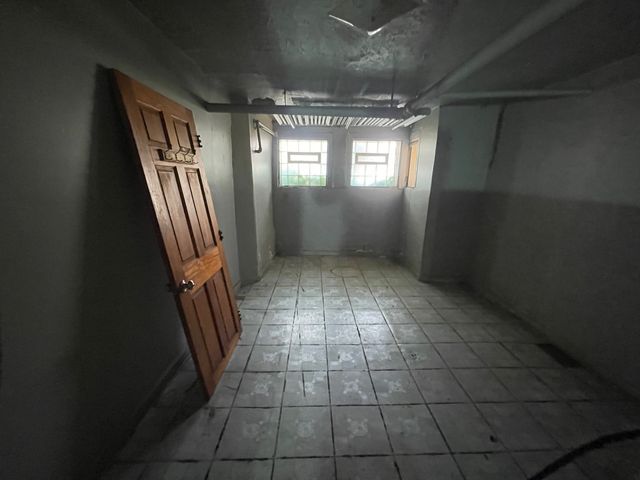 3339 W Flournoy Street, Chicago, IL 60624