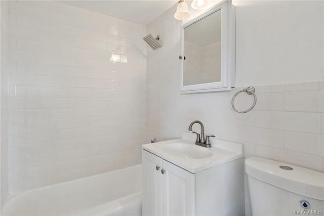 2 Fordham Hill Oval 6H, Bronx, NY 10468