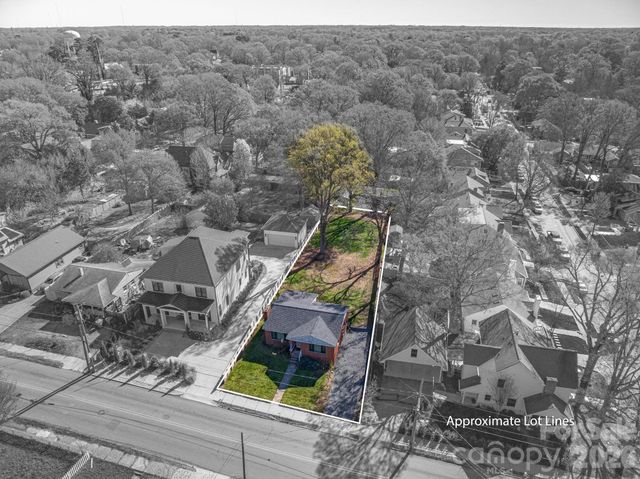 1642 Hawthorne Lane, Charlotte, NC 28205