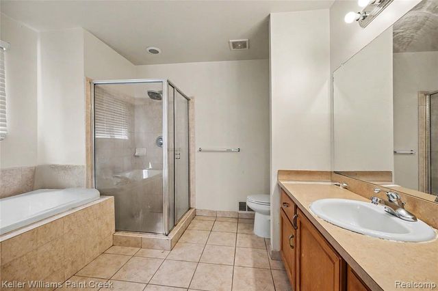 33180 Glengary Court, Sterling Heights, MI 48310