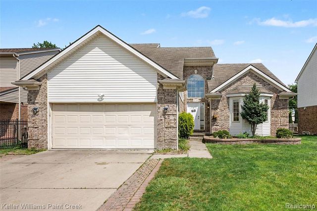 33180 Glengary Court, Sterling Heights, MI 48310