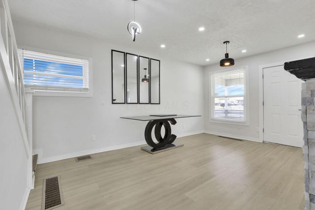 841 Saint Clair Avenue, Columbus, OH 43201