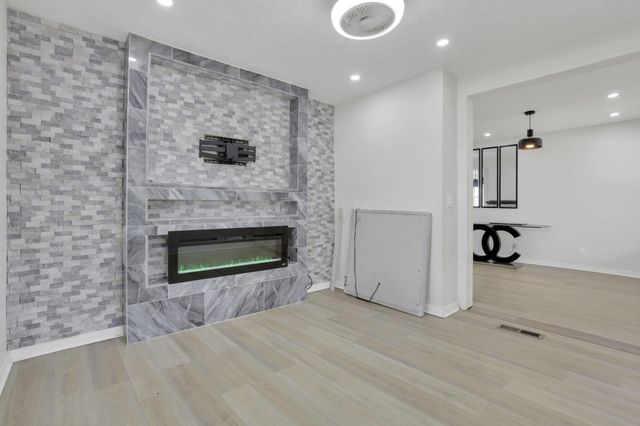 841 Saint Clair Avenue, Columbus, OH 43201