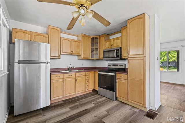 1708 Dellwood Court, St Louis, MO 63136