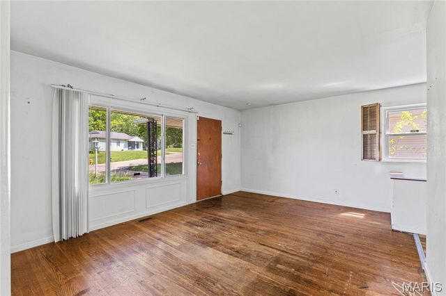 1708 Dellwood Court, St Louis, MO 63136