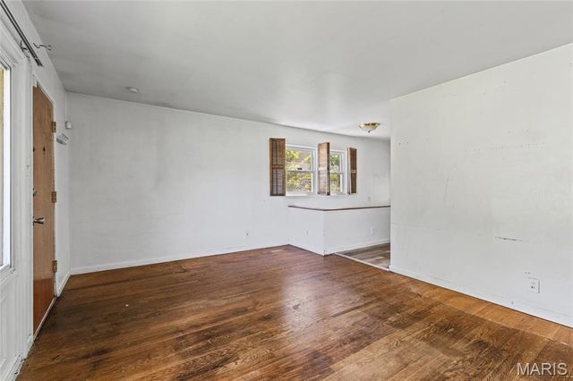 1708 Dellwood Court, St Louis, MO 63136