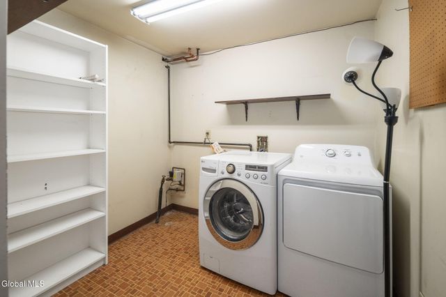 62 Arrowwood Place, Malta, NY 12020