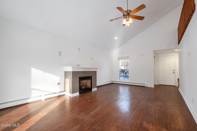 62 Arrowwood Place, Malta, NY 12020