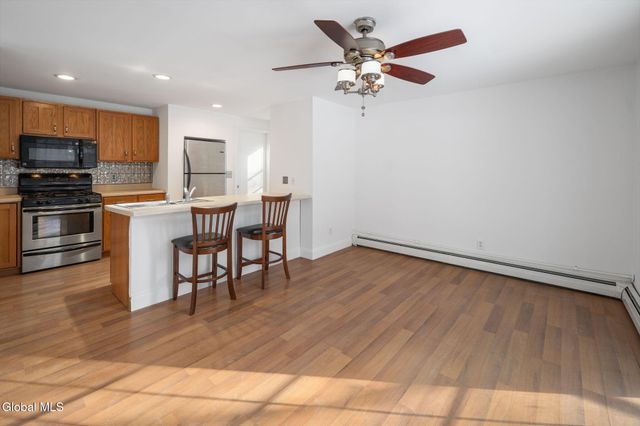 62 Arrowwood Place, Malta, NY 12020