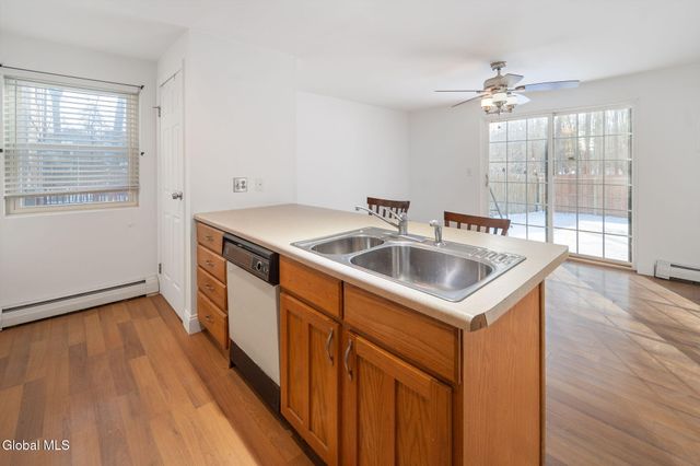 62 Arrowwood Place, Malta, NY 12020