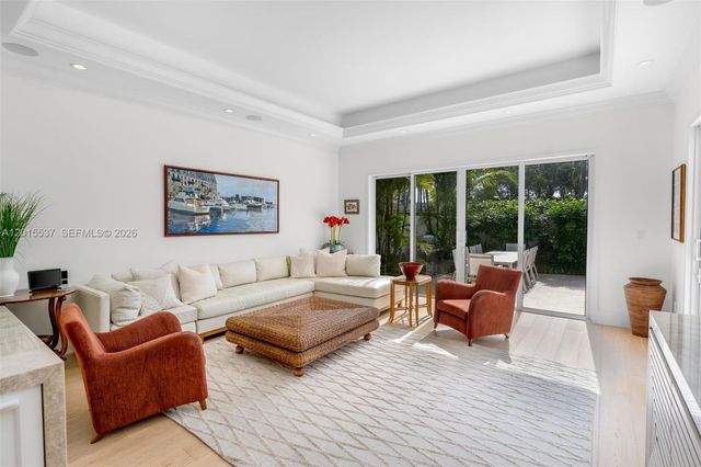 3 Turtle Walk, Key Biscayne, FL 33149