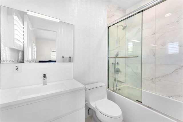 3 Turtle Walk, Key Biscayne, FL 33149