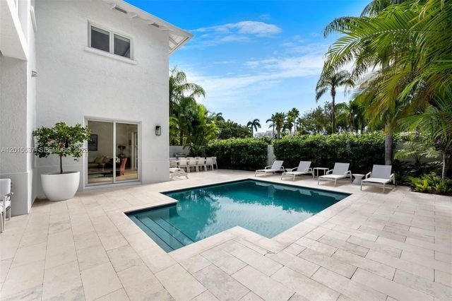 3 Turtle Walk, Key Biscayne, FL 33149