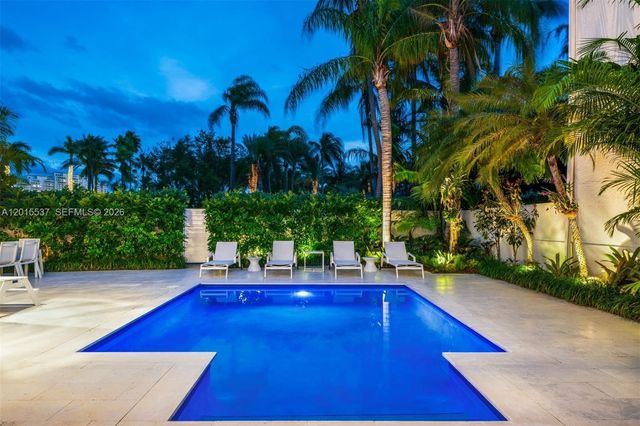 3 Turtle Walk, Key Biscayne, FL 33149