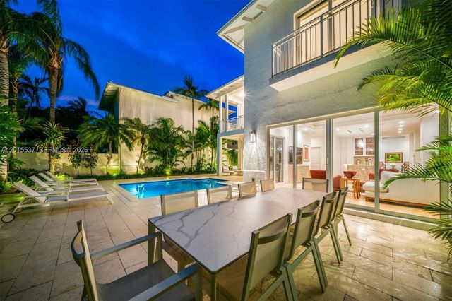 3 Turtle Walk, Key Biscayne, FL 33149