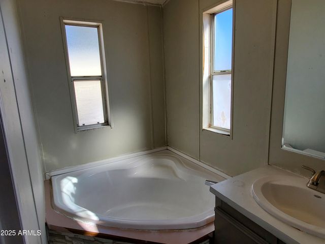 708 W MCMURRAY Boulevard 29, Casa Grande, AZ 85122