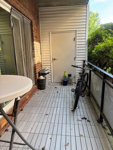 57 Broadlawn Park 11, Boston, MA 02467