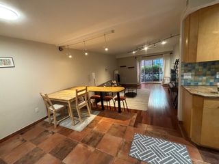 57 Broadlawn Park 11, Boston, MA 02467