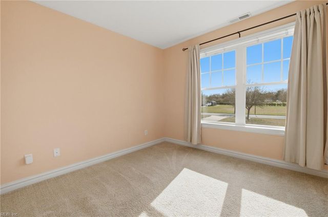 2002 Anthony PL, Suffolk, VA 23432