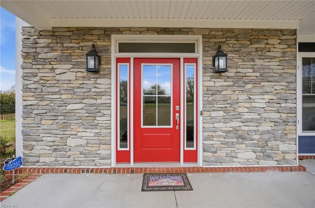 2002 Anthony PL, Suffolk, VA 23432