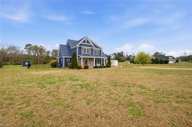 2002 Anthony PL, Suffolk, VA 23432