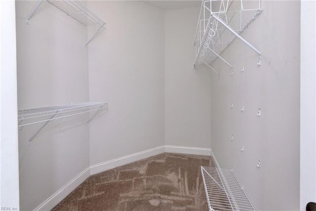 126 Creek Front LN, Suffolk, VA 23435