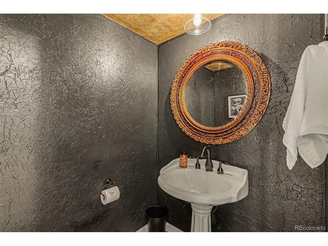 7577 S Fillmore Way, Centennial, CO 80122