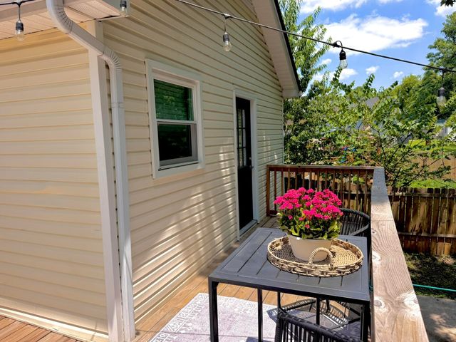 2525 Slaydon DR, Nashville, TN 37207