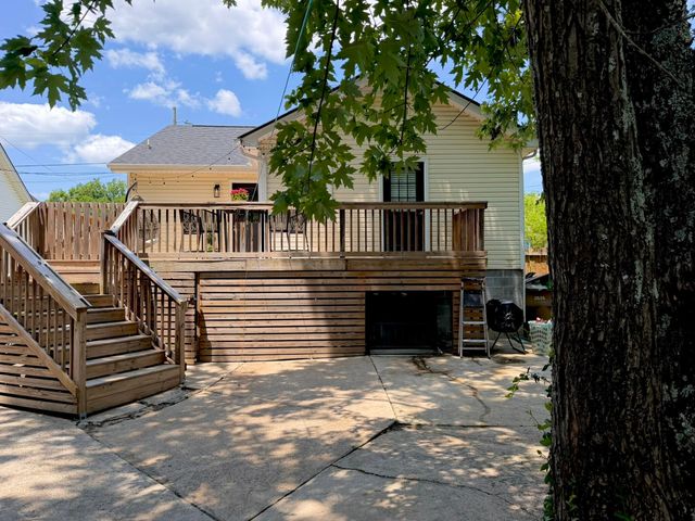 2525 Slaydon DR, Nashville, TN 37207