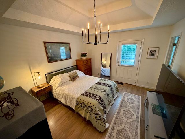 2525 Slaydon DR, Nashville, TN 37207