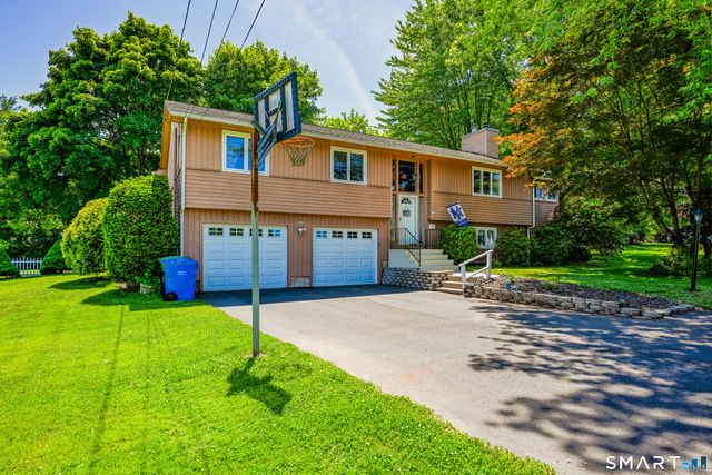 93 Court Street, Cromwell, CT 06416