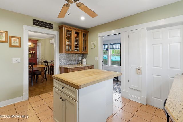 132 Broadway, Keyport, NJ 07735