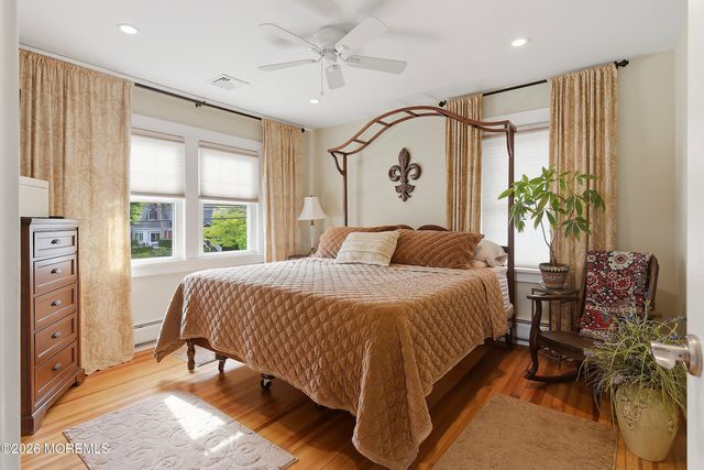 132 Broadway, Keyport, NJ 07735