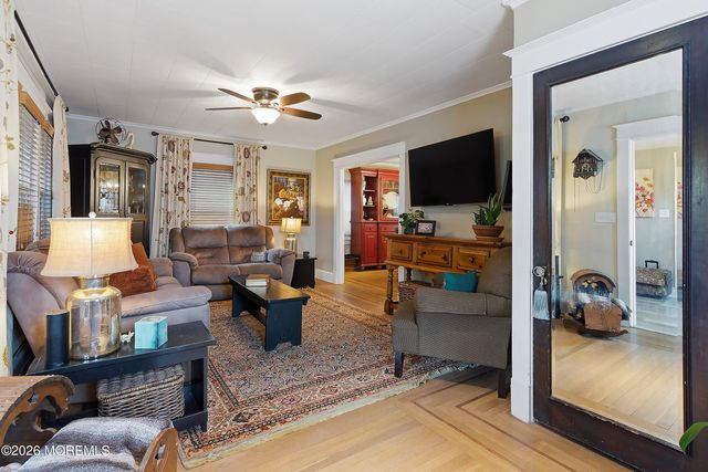 132 Broadway, Keyport, NJ 07735