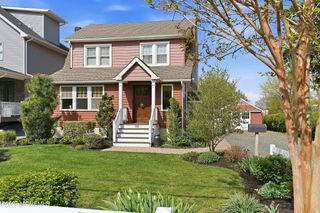 132 Broadway, Keyport, NJ 07735